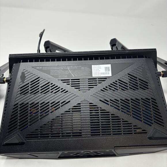 Asus RT-AC3100 Dual-Band Wi-Fi Gaming Router - Picture 3 of 8